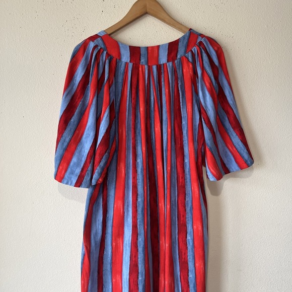 Pomander Place Tuckernuck Finley Dress Women M Red Blue Striped Vacation Resort - Picture 10 of 13